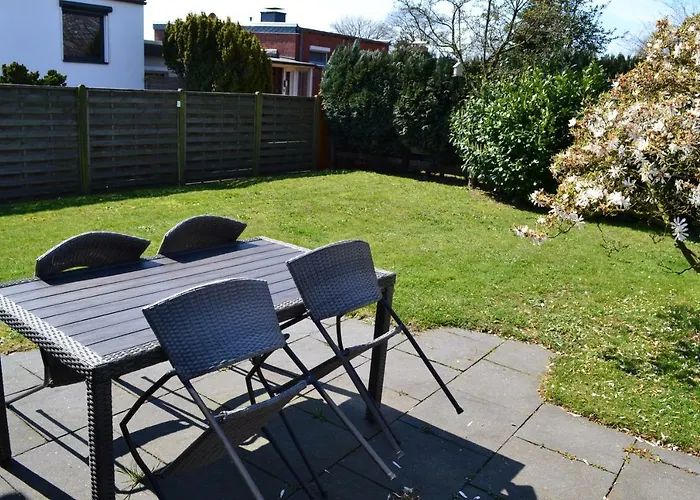 Strandnahe Ferienwohnung Duhnen - Garten, Strandkorb, 4 Personen
