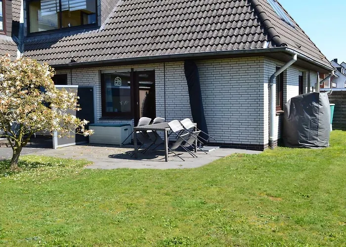 Strandnahe Ferienwohnung Duhnen - Garten, Strandkorb, 4 Personen